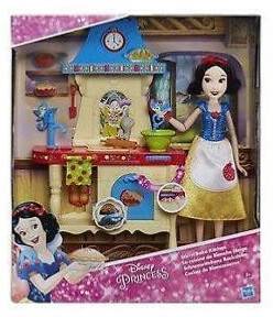 Casas de muñecas Hasbro Snow White's kitchen (C0540EU40)